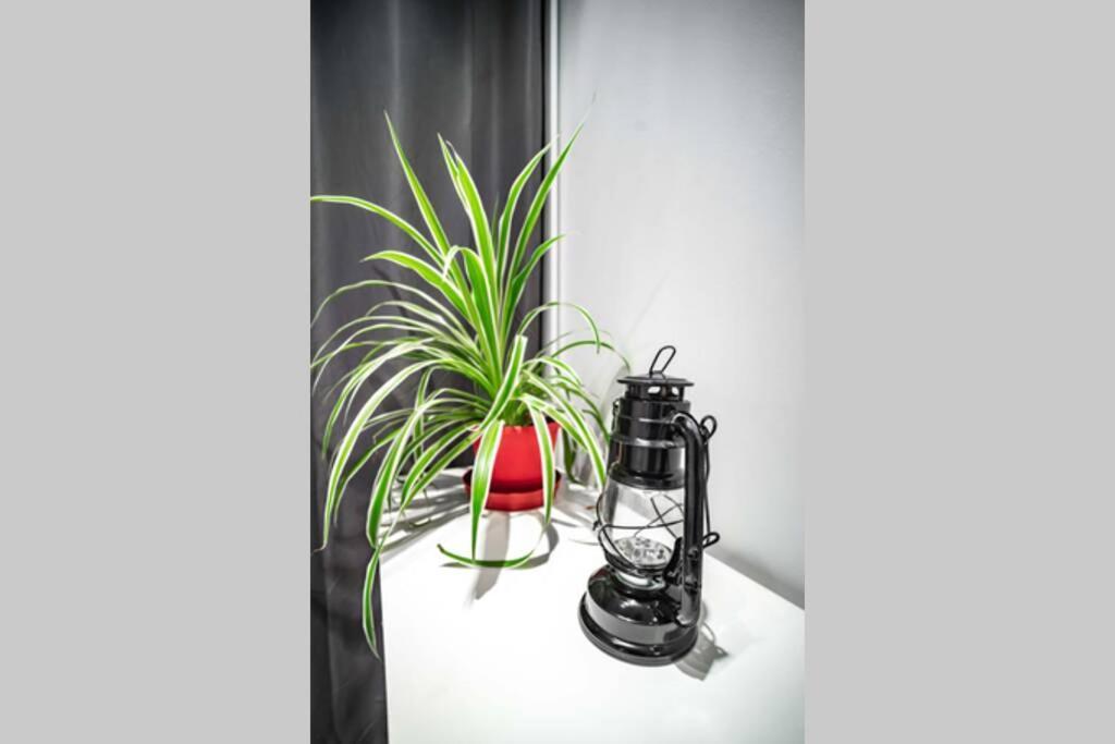 Cherokee Apartamento Dinan Exterior foto
