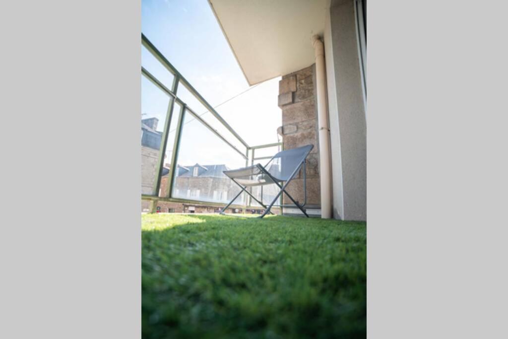 Cherokee Apartamento Dinan Exterior foto